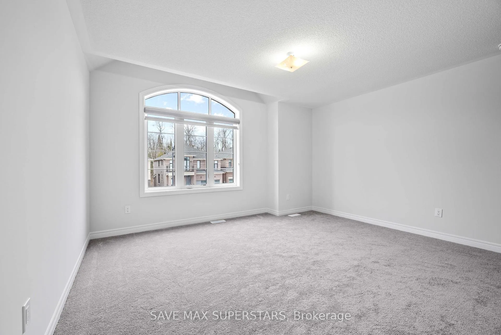Photo 38 of 1441 Davis loop Circle, Innisfil, Lefroy — HOMEH