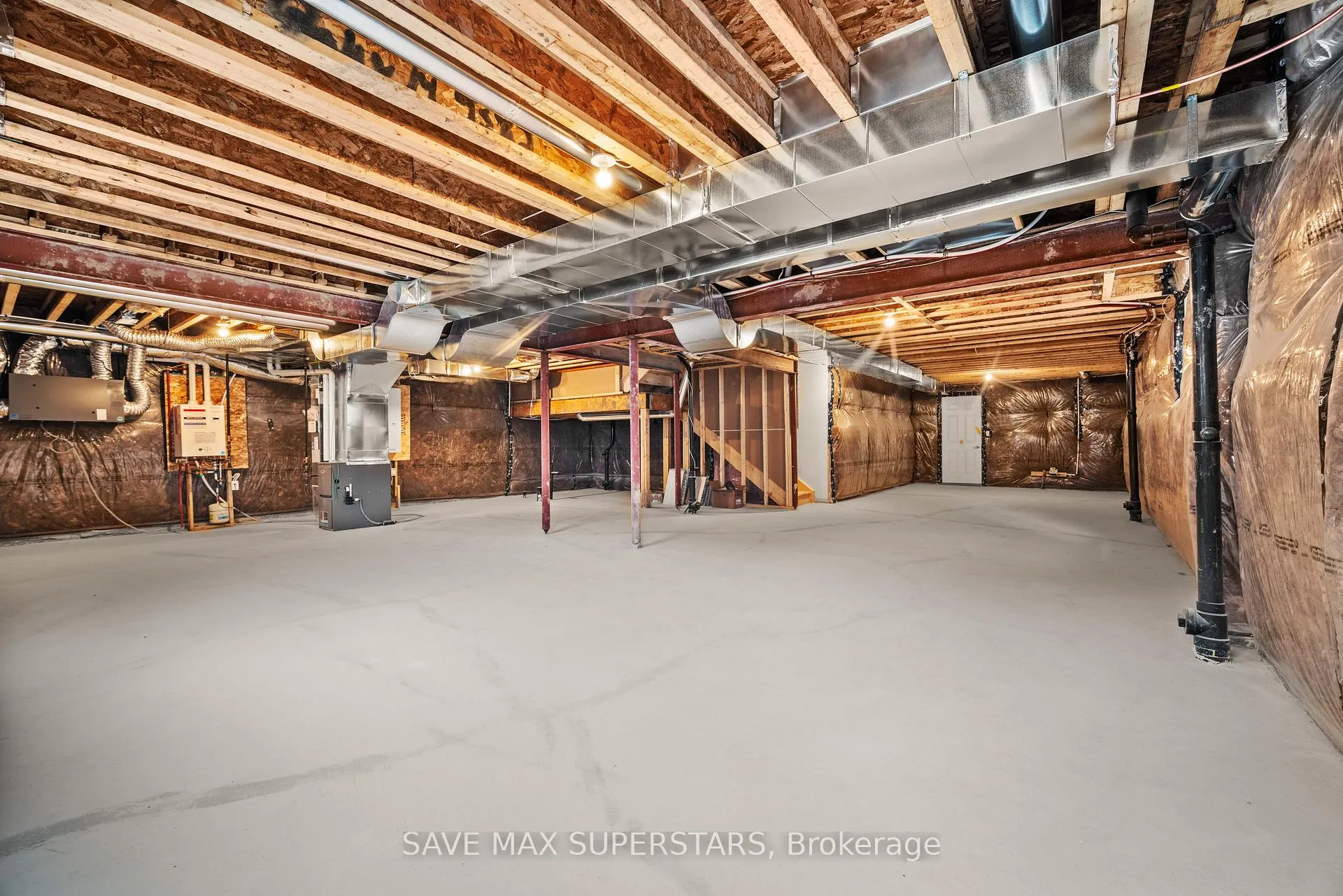 Photo 47 of 1441 Davis loop Circle, Innisfil, Lefroy — HOMEH