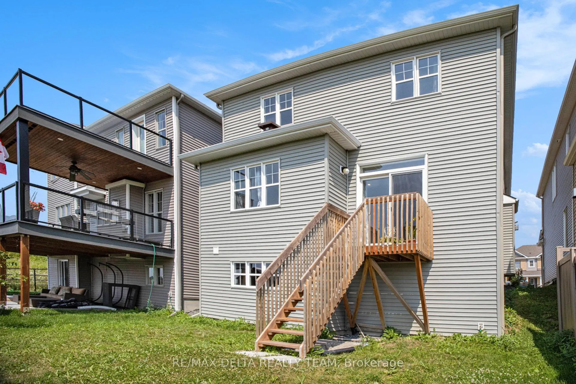 Photo 16 of 822 Henslow's Circle, Ottawa, Avalon West — HOMEH