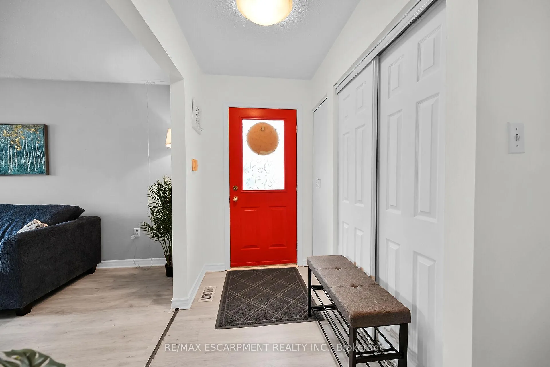 Photo 8 of 30 Hopewell Crescent, Hamilton, Stoney Creek — HOMEH