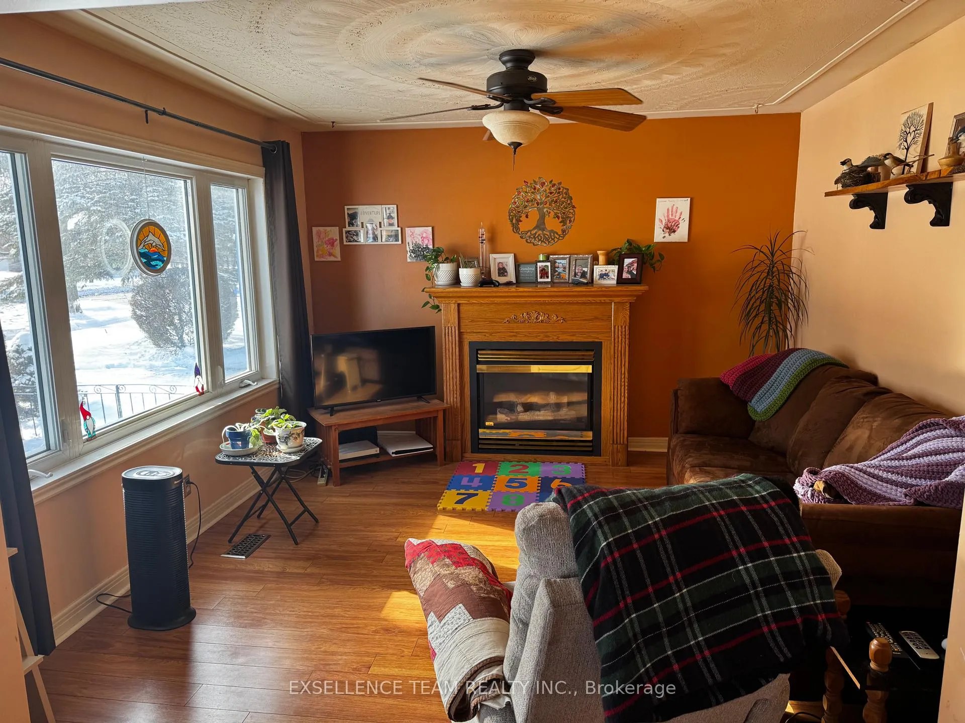 Photo 2 of 1300 Gallinger Avenue, Cornwall — HOMEH