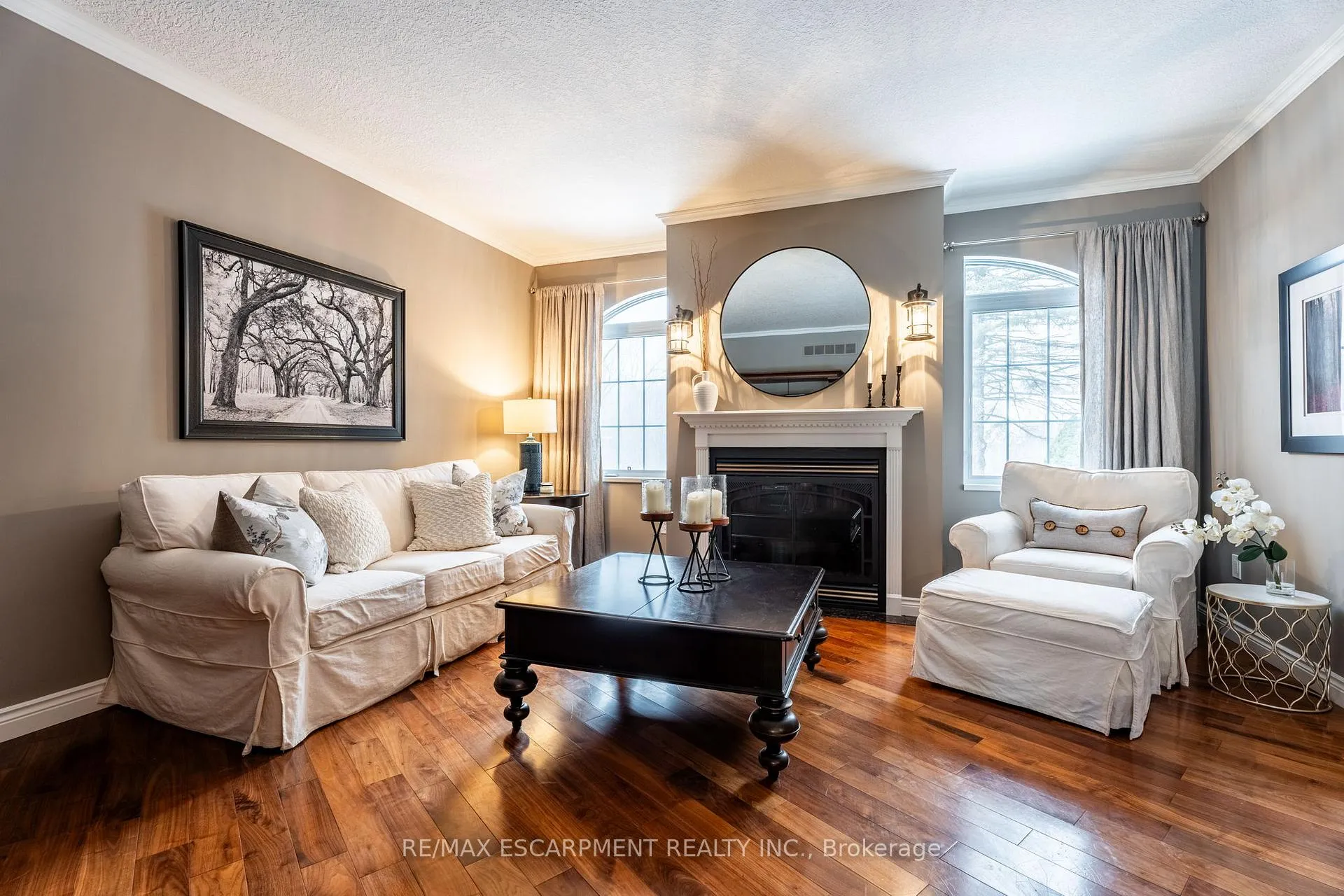 Photo 7 of 715 Robson Road, Hamilton, Rural Flamborough — HOMEH
