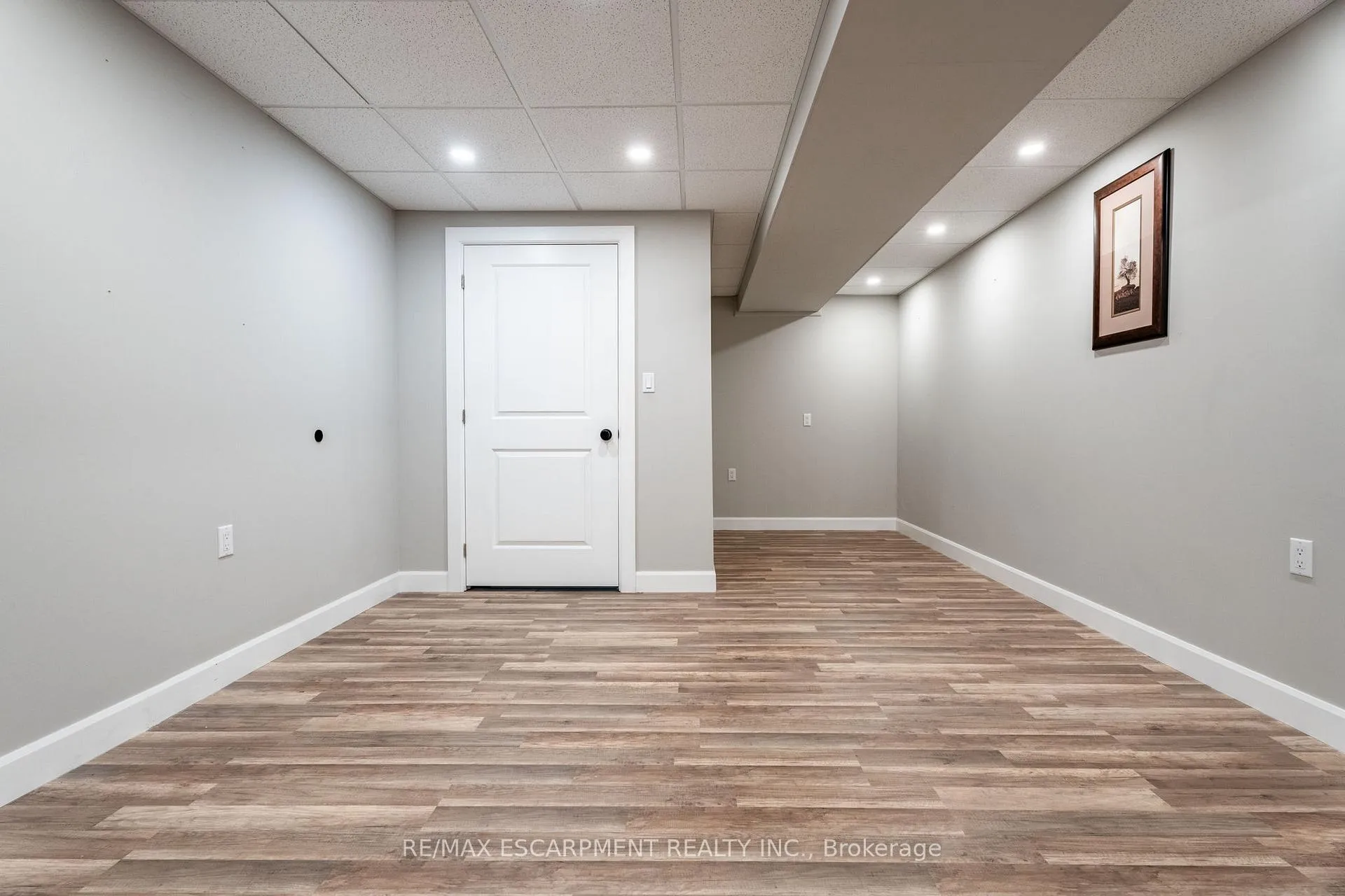 Photo 37 of 715 Robson Road, Hamilton, Rural Flamborough — HOMEH