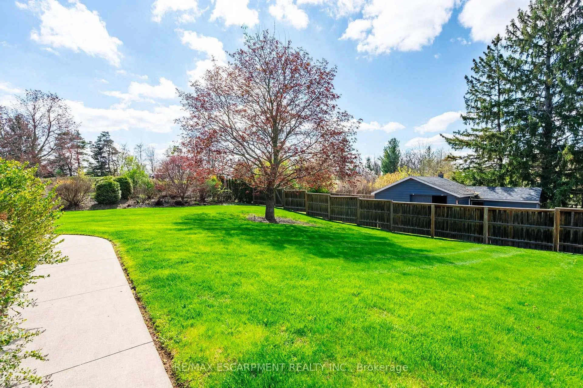 Photo 42 of 715 Robson Road, Hamilton, Rural Flamborough — HOMEH