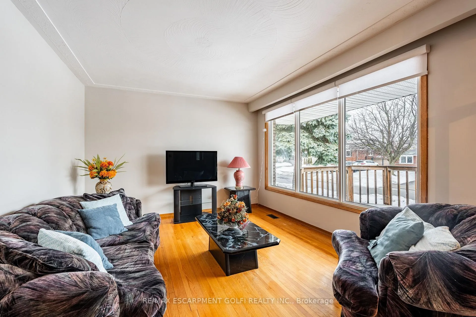 Photo 8 of 16 Gatineau Drive, Hamilton, Lisgar — HOMEH