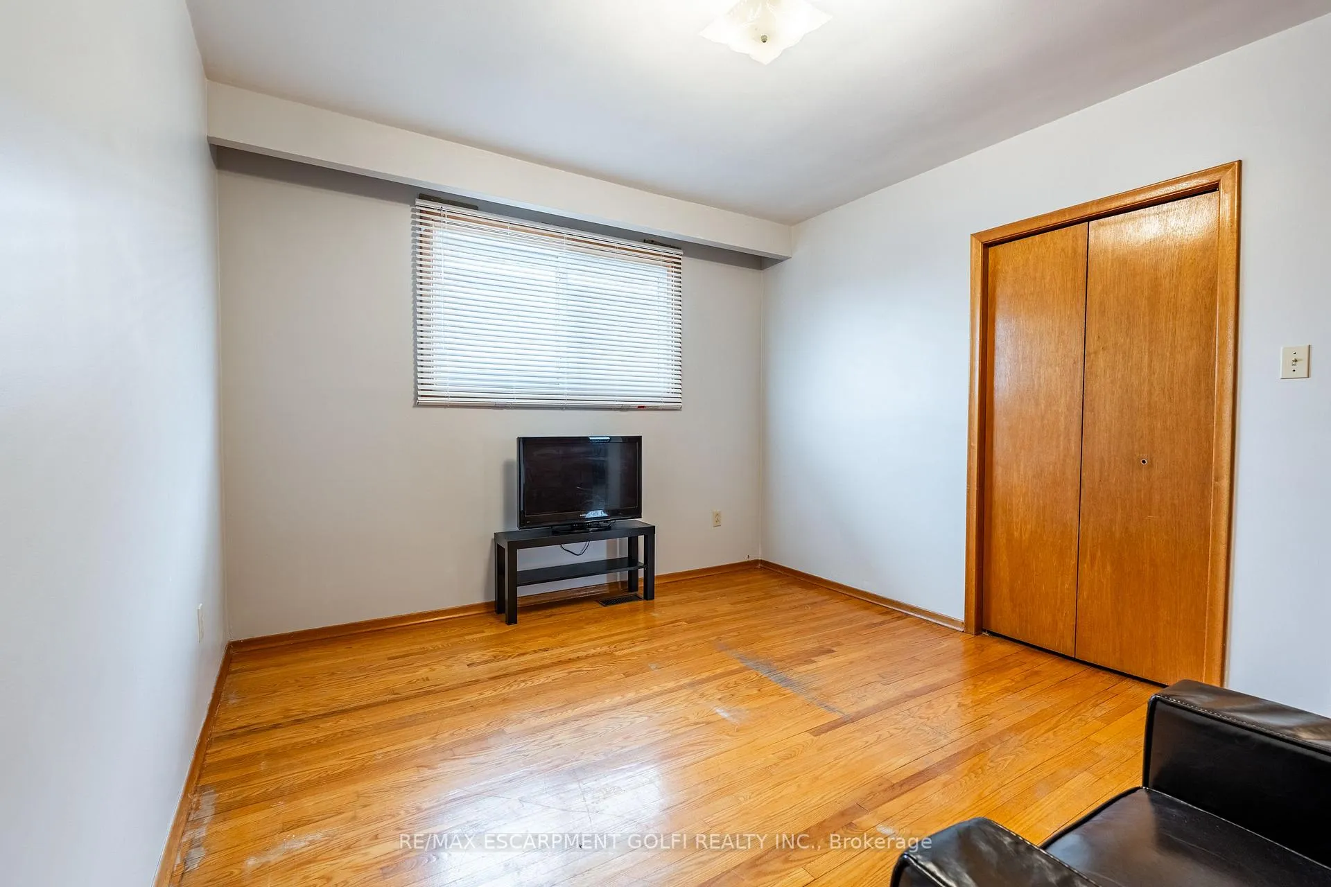 Photo 16 of 16 Gatineau Drive, Hamilton, Lisgar — HOMEH