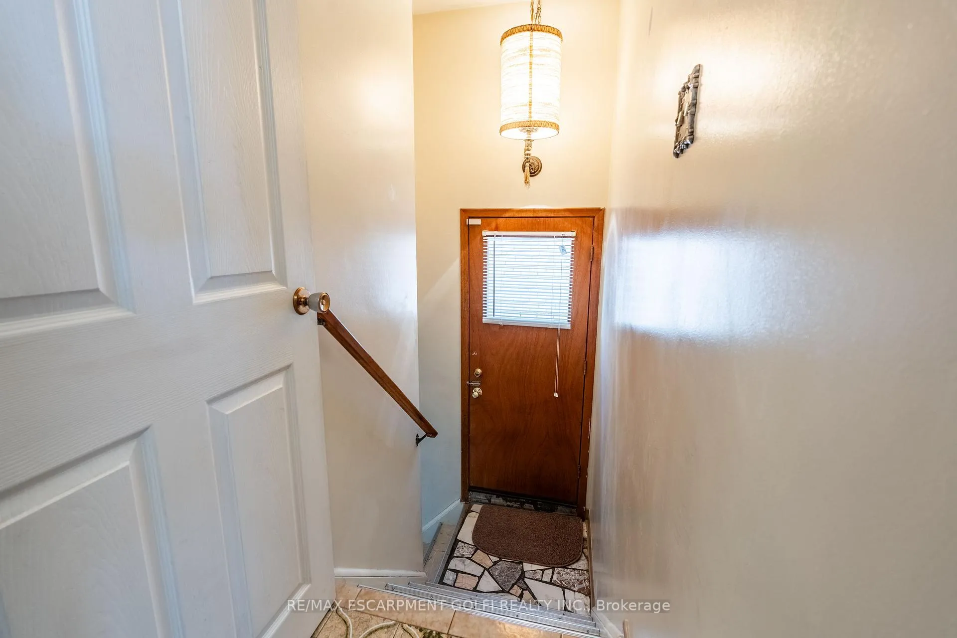 Photo 23 of 16 Gatineau Drive, Hamilton, Lisgar — HOMEH