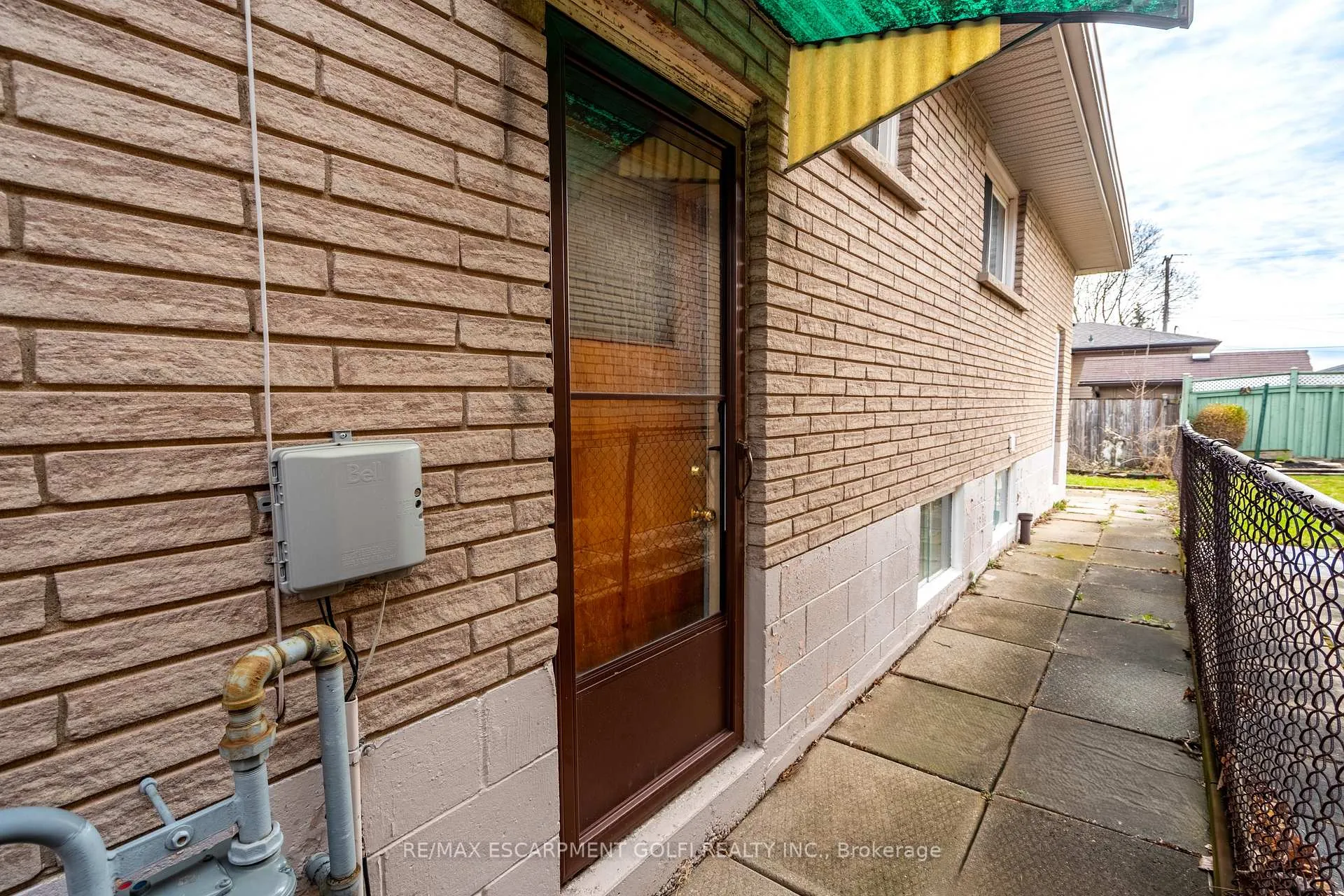 Photo 32 of 16 Gatineau Drive, Hamilton, Lisgar — HOMEH