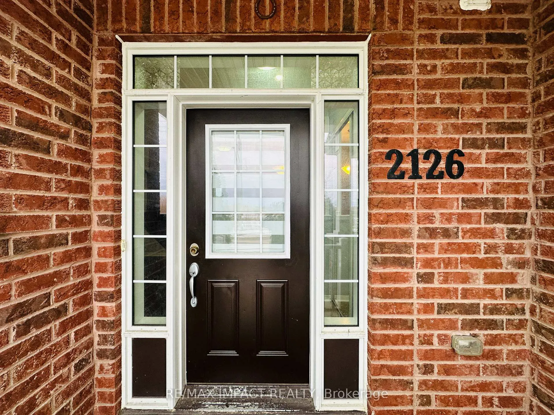 Photo 3 of 2126 Green Road, Clarington, Bowmanville — HOMEH