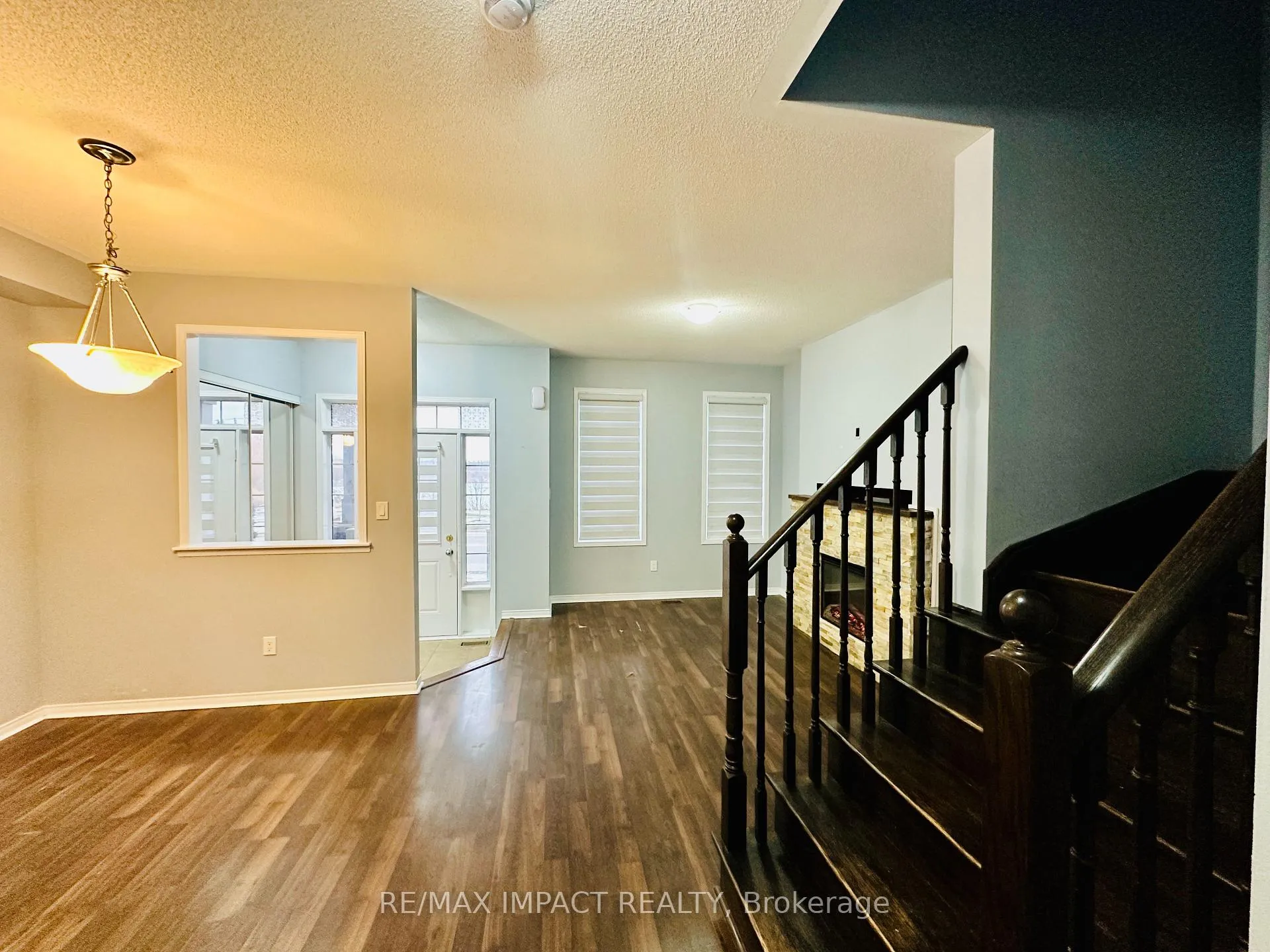 Photo 8 of 2126 Green Road, Clarington, Bowmanville — HOMEH