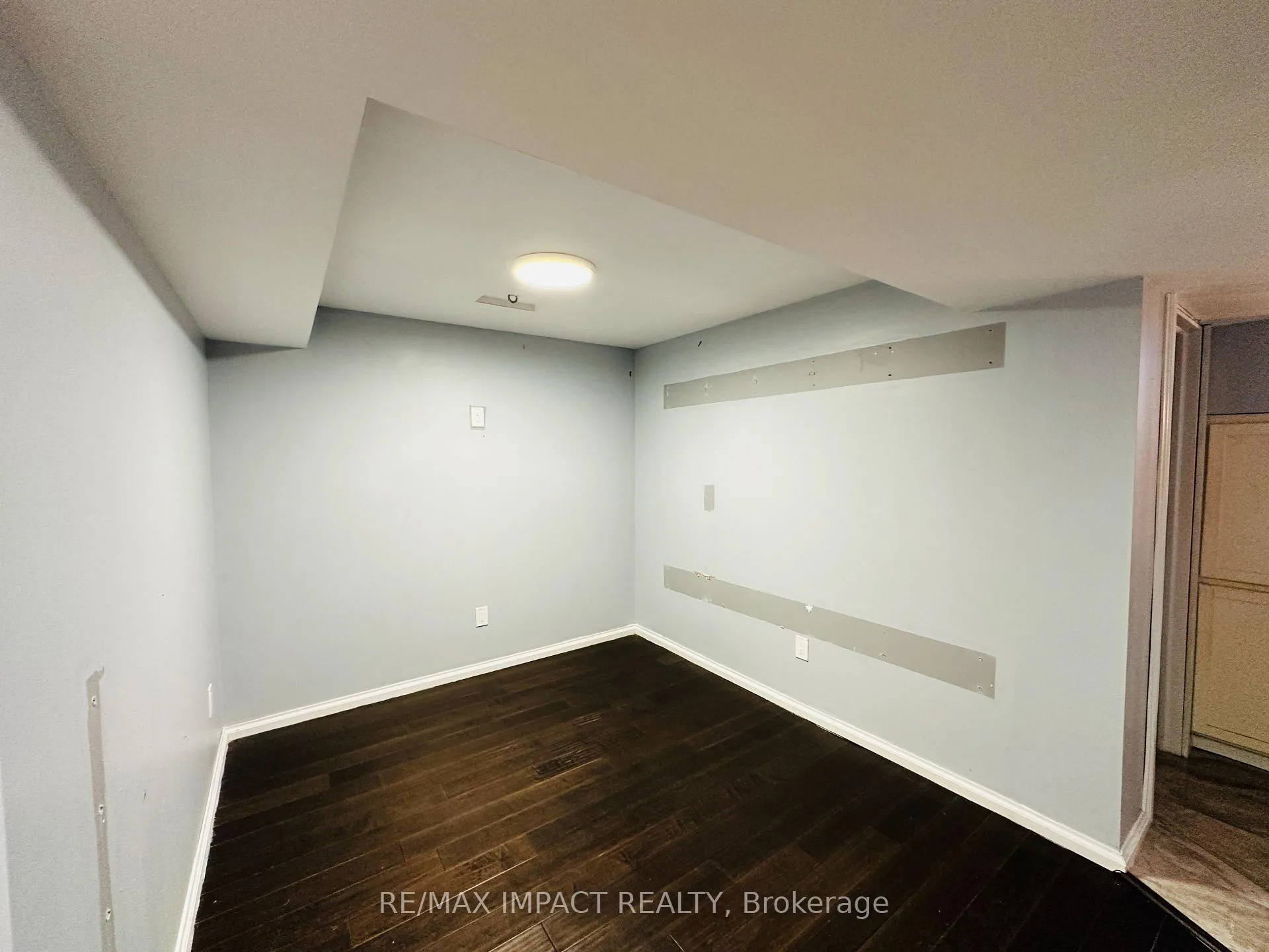 Photo 26 of 2126 Green Road, Clarington, Bowmanville — HOMEH