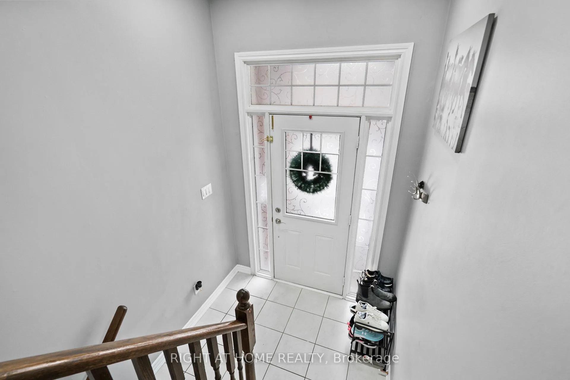 Photo 2 of 9 Magdalene Crescent, Brampton, Heart Lake East — HOMEH
