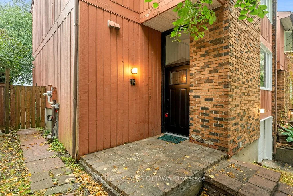 Photo 4 of 12 Bayside Private, Ottawa, Mooneys Bay/Riverside Park — HOMEH