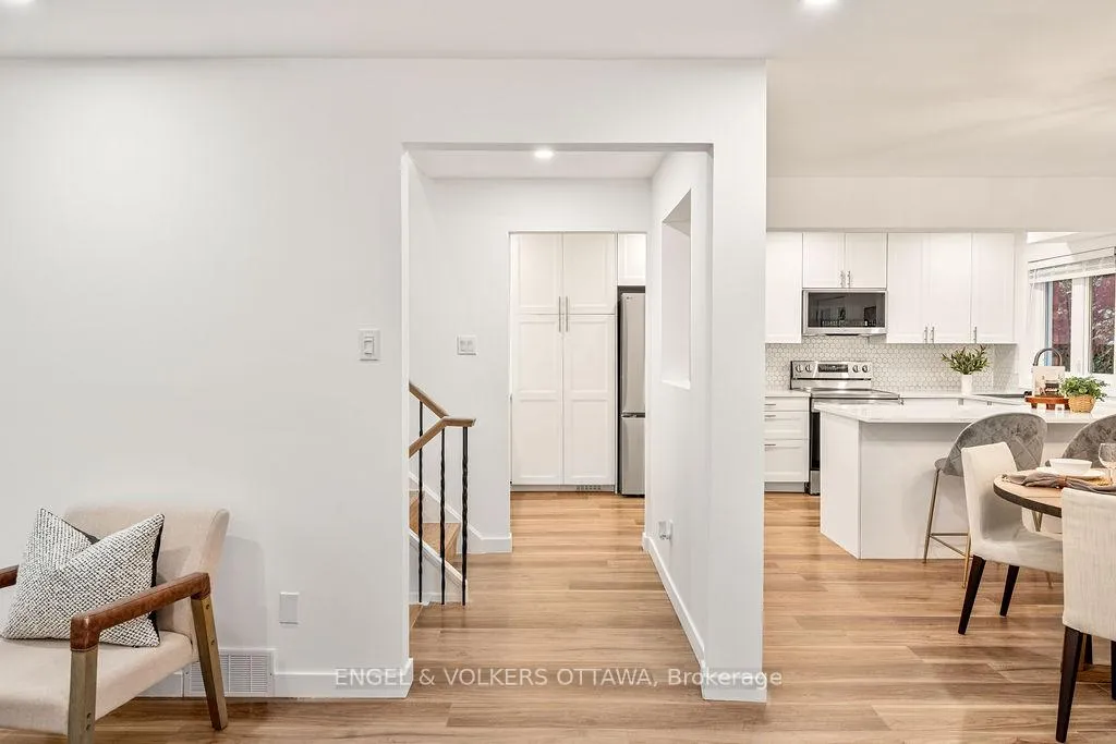 Photo 6 of 12 Bayside Private, Ottawa, Mooneys Bay/Riverside Park — HOMEH