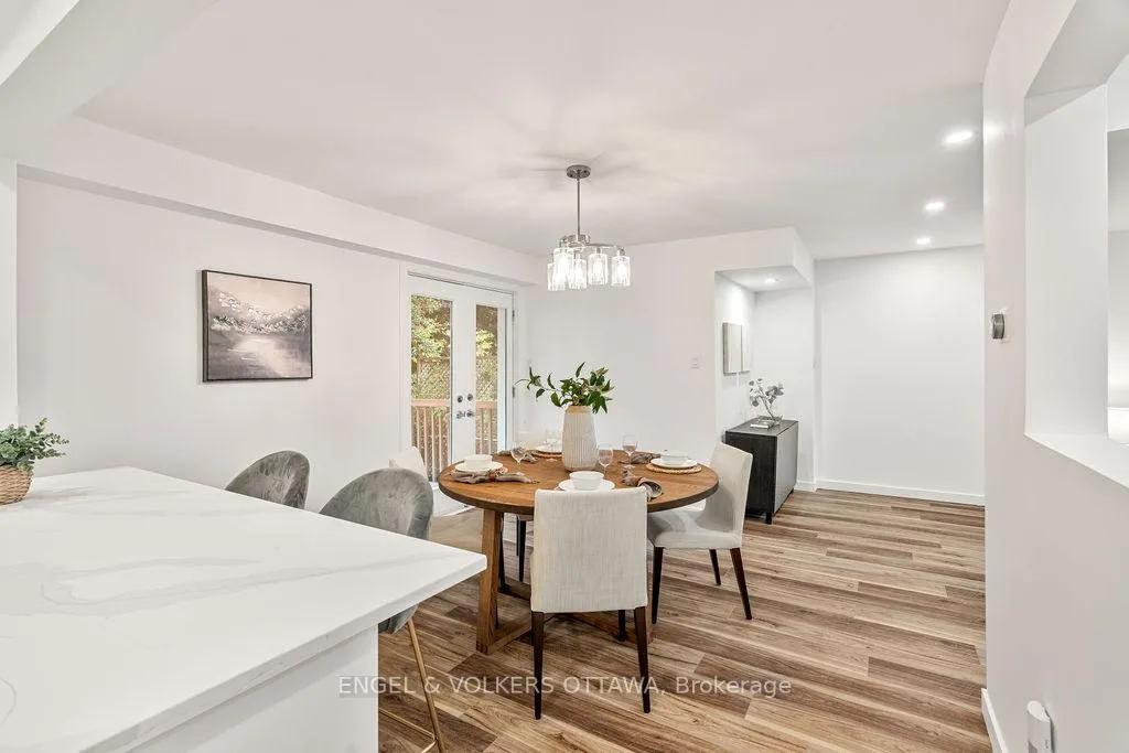 Photo 16 of 12 Bayside Private, Ottawa, Mooneys Bay/Riverside Park — HOMEH
