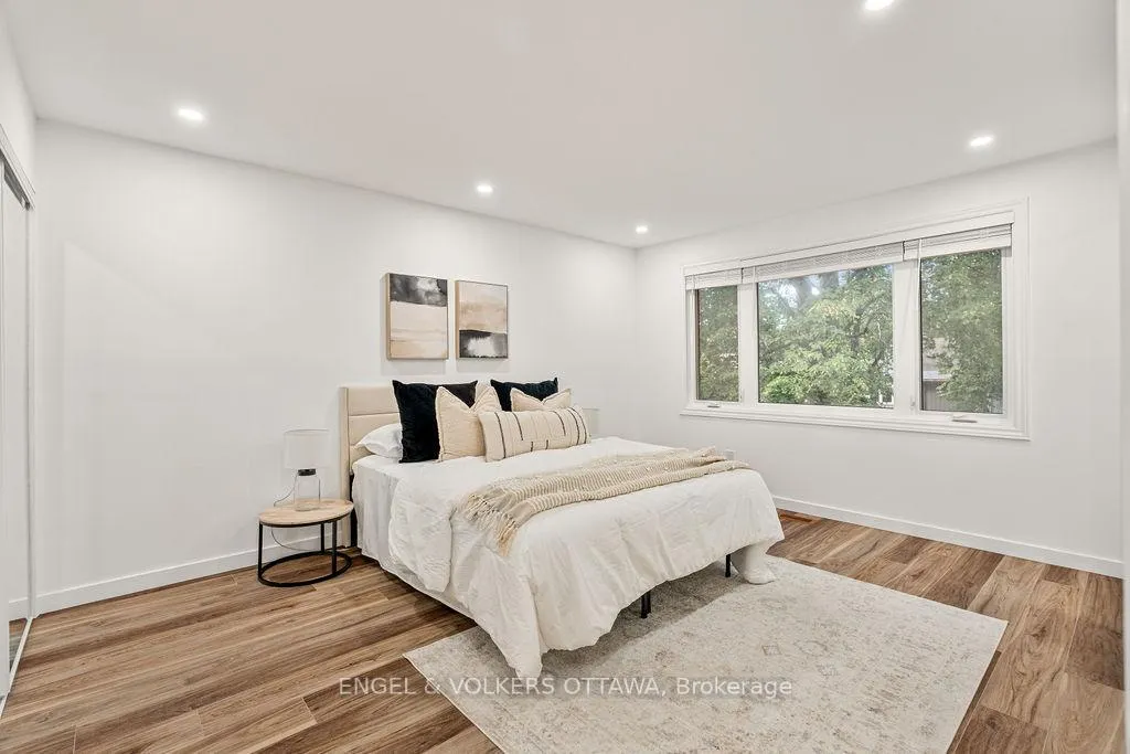 Photo 20 of 12 Bayside Private, Ottawa, Mooneys Bay/Riverside Park — HOMEH