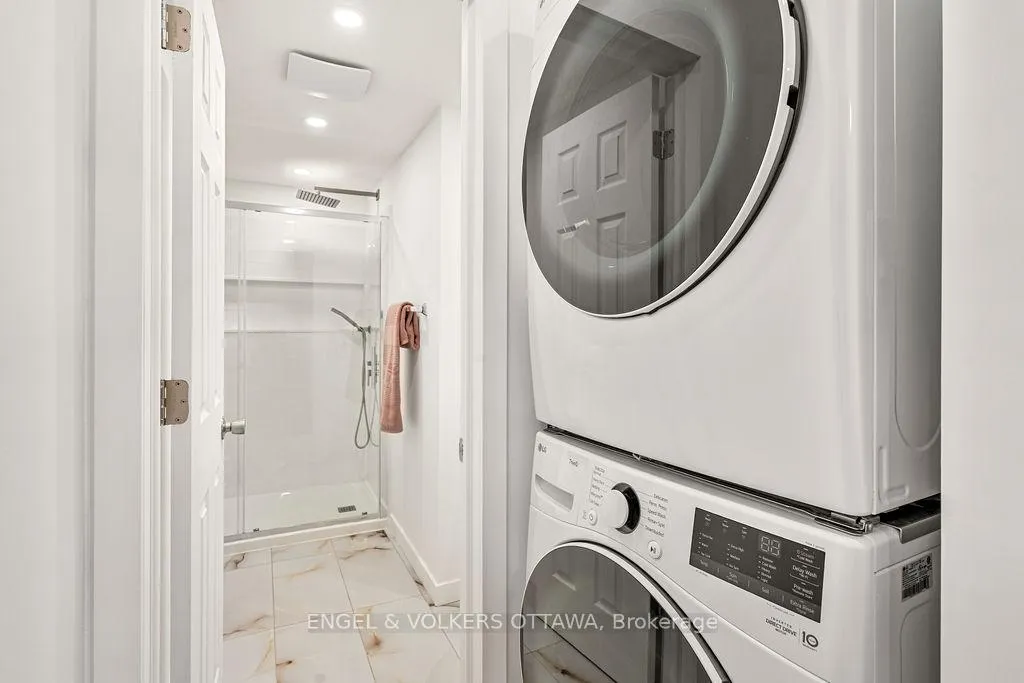 Photo 27 of 12 Bayside Private, Ottawa, Mooneys Bay/Riverside Park — HOMEH