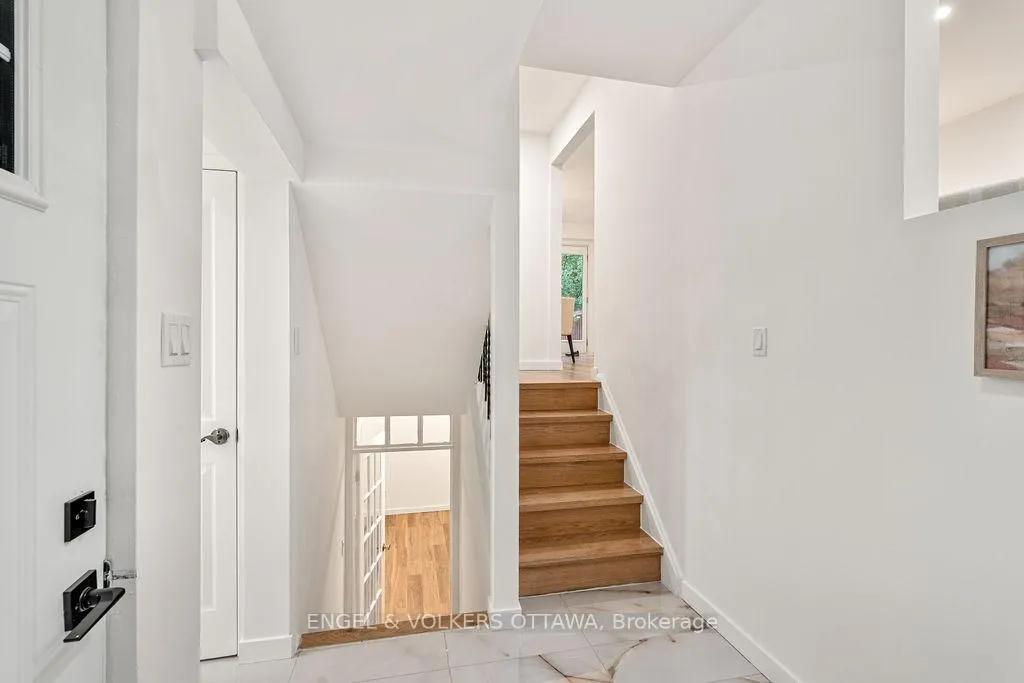 Photo 29 of 12 Bayside Private, Ottawa, Mooneys Bay/Riverside Park — HOMEH