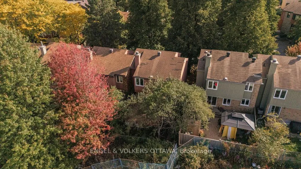 Photo 46 of 12 Bayside Private, Ottawa, Mooneys Bay/Riverside Park — HOMEH