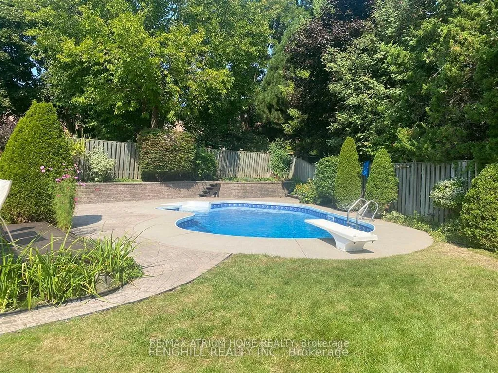 Photo 19 of 10 Spanhouse Crescent, Markham, Unionville — HOMEH