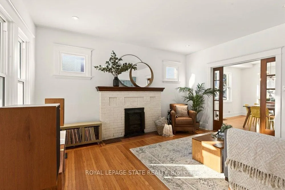 Photo 13 of 46 Connaught Avenue S, Hamilton, Stipley — HOMEH