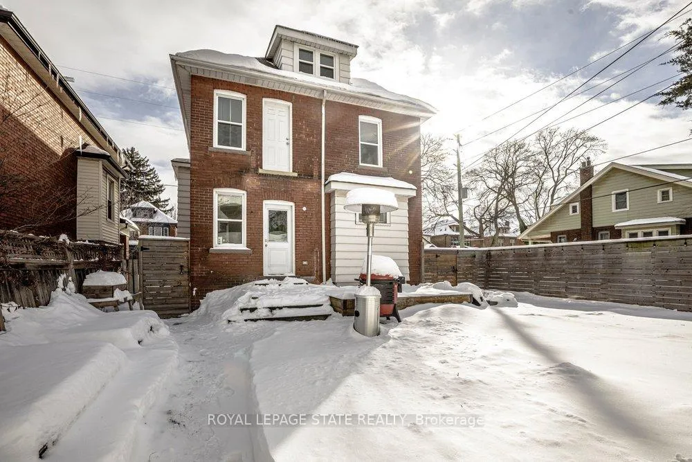 Photo 31 of 46 Connaught Avenue S, Hamilton, Stipley — HOMEH