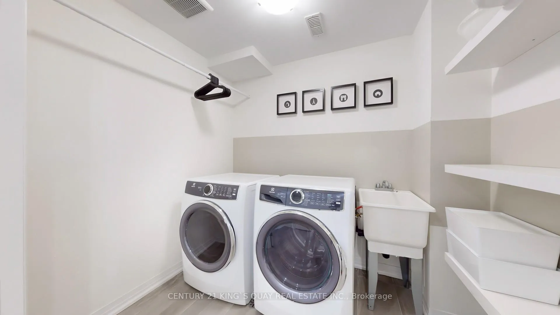 Photo 8 of 75 Mumbai Drive, Markham, Middlefield — HOMEH