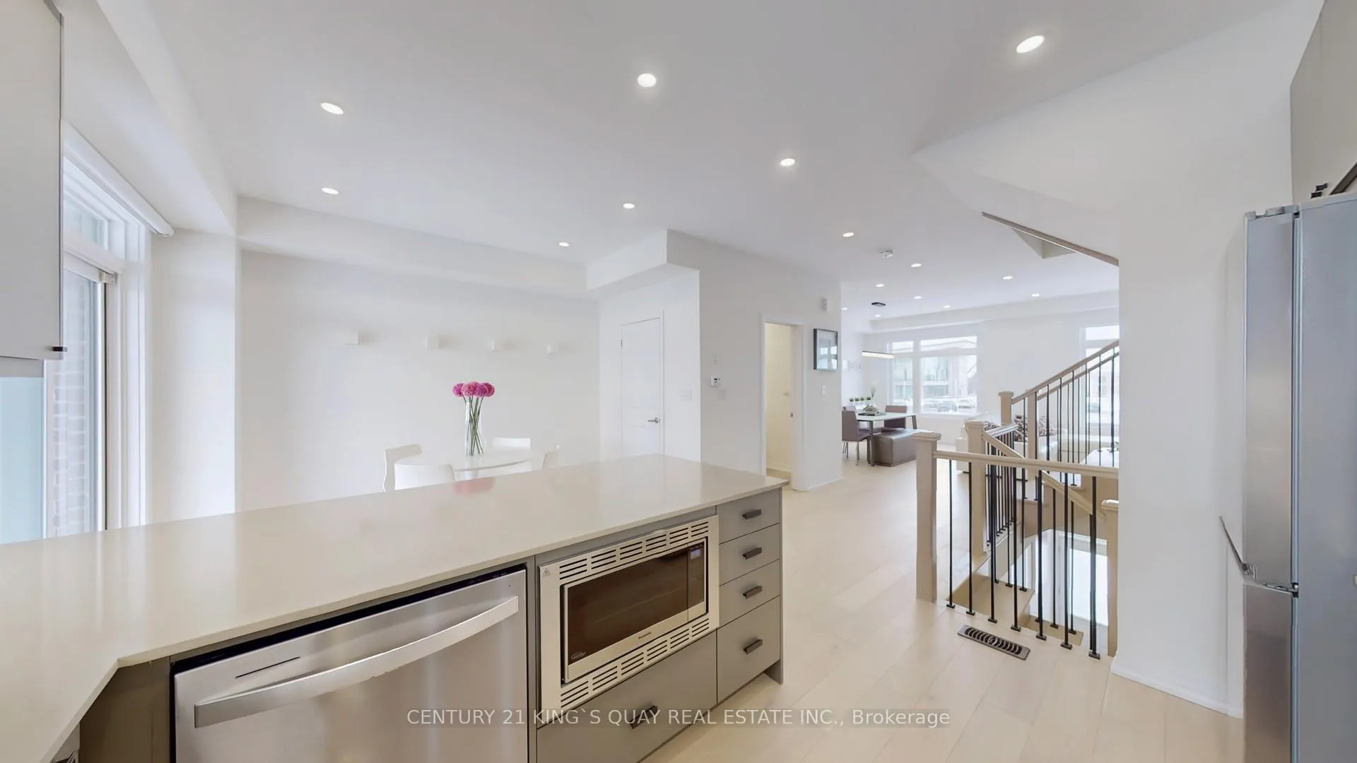 Photo 21 of 75 Mumbai Drive, Markham, Middlefield — HOMEH