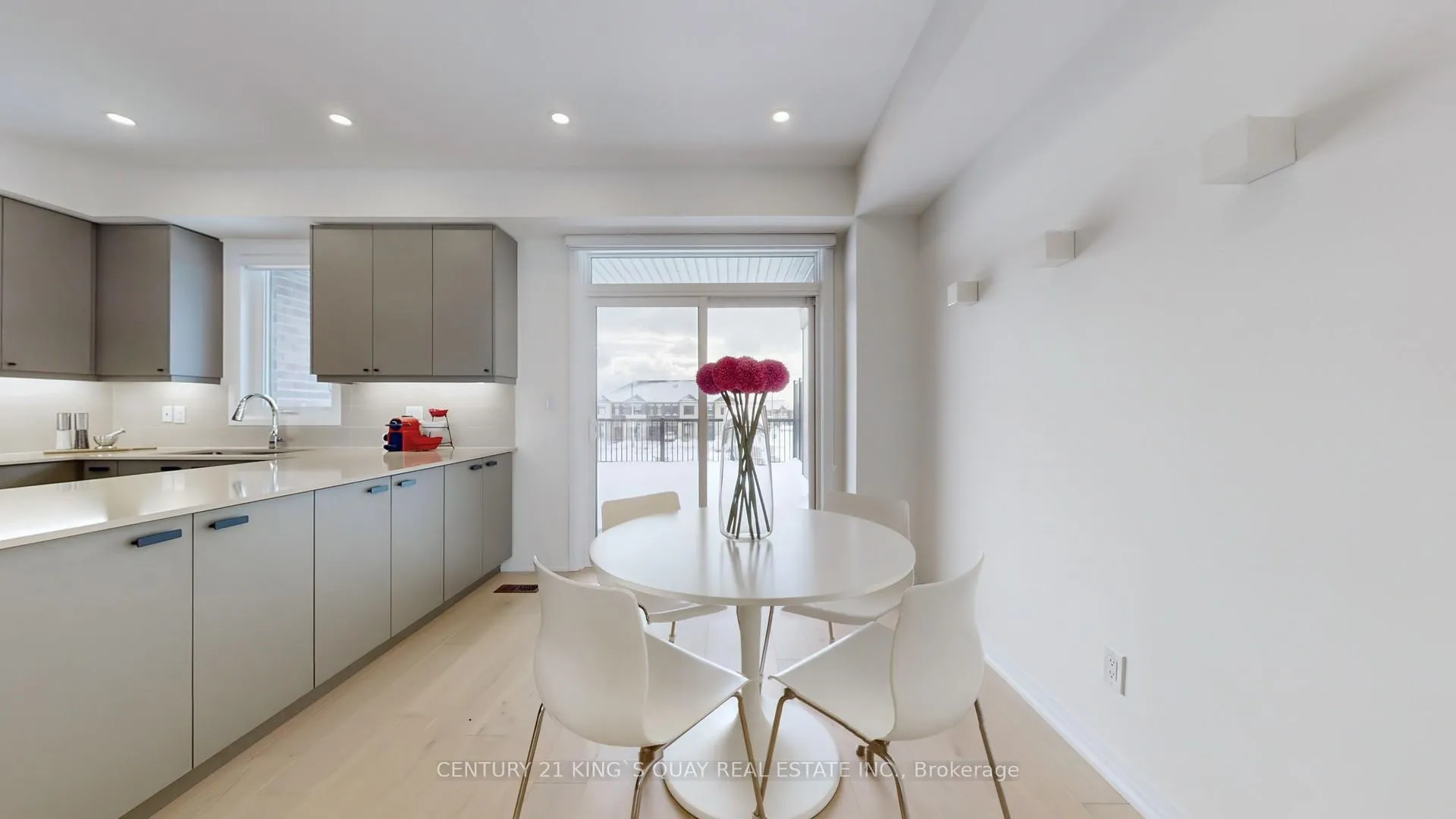 Photo 23 of 75 Mumbai Drive, Markham, Middlefield — HOMEH