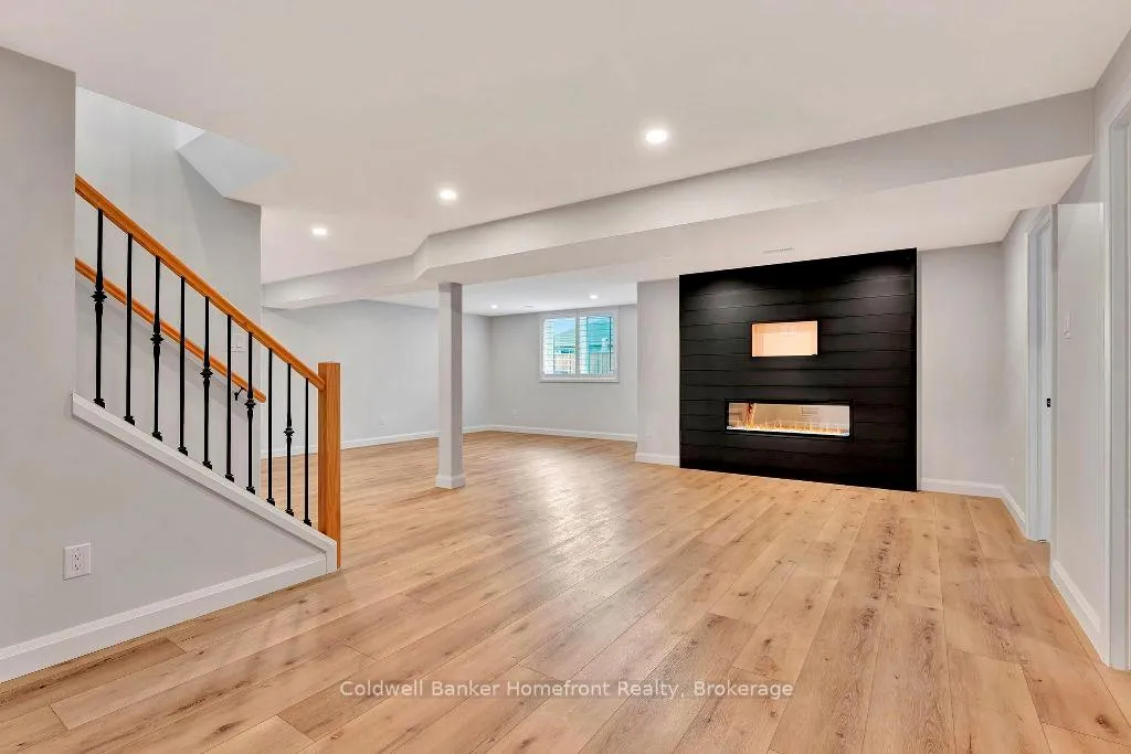 Photo 27 of 3 Patten Drive, Brant, South Dumfries — HOMEH