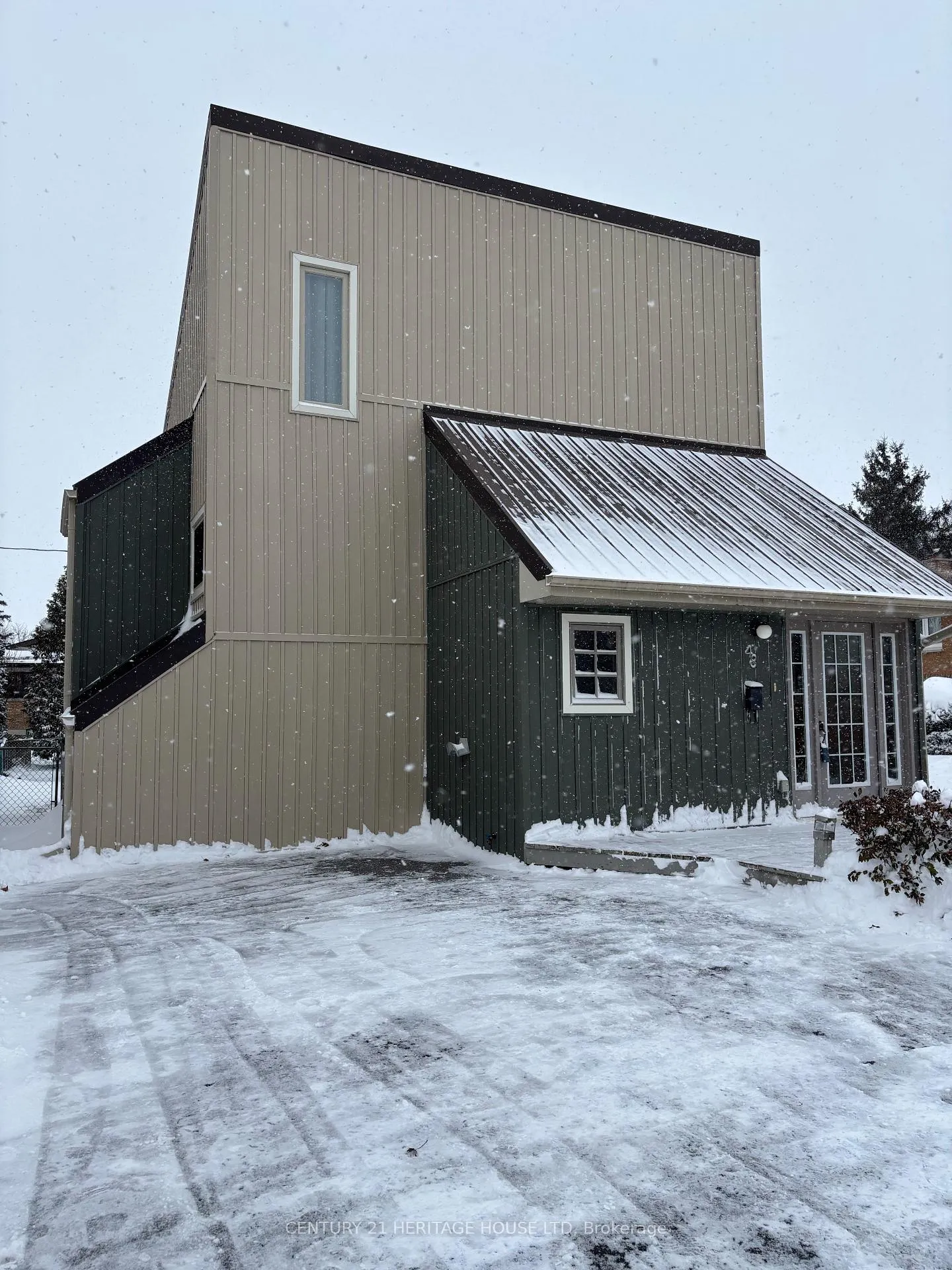 Photo 1 of 48 Luton Crescent, St. Thomas — HOMEH