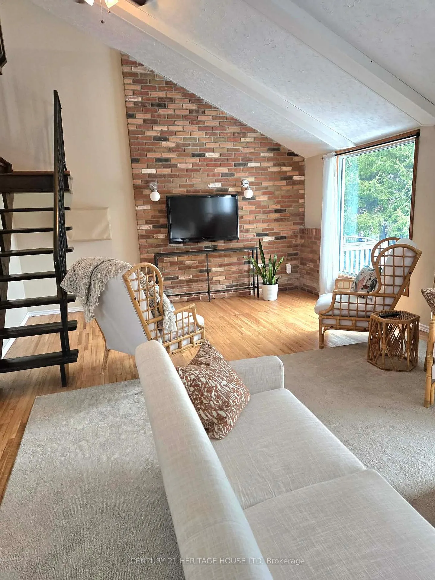 Photo 4 of 48 Luton Crescent, St. Thomas — HOMEH