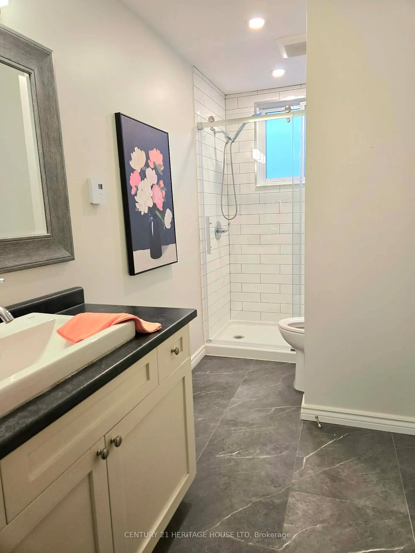 Photo 14 of 48 Luton Crescent, St. Thomas — HOMEH