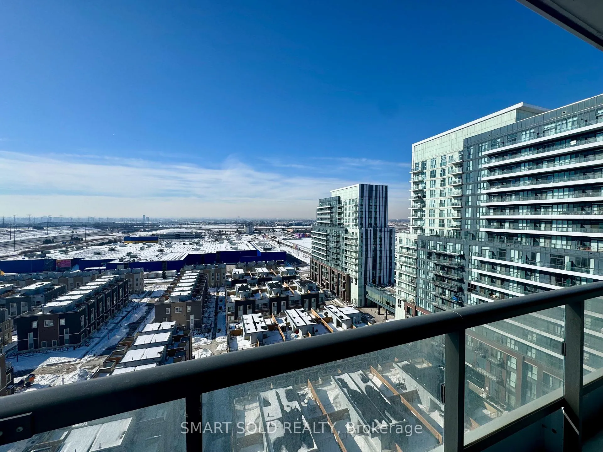 Photo 3 of Unit 1519, 60 Honeycrisp Crescent, Vaughan, Vaughan Corporate Centre — HOMEH