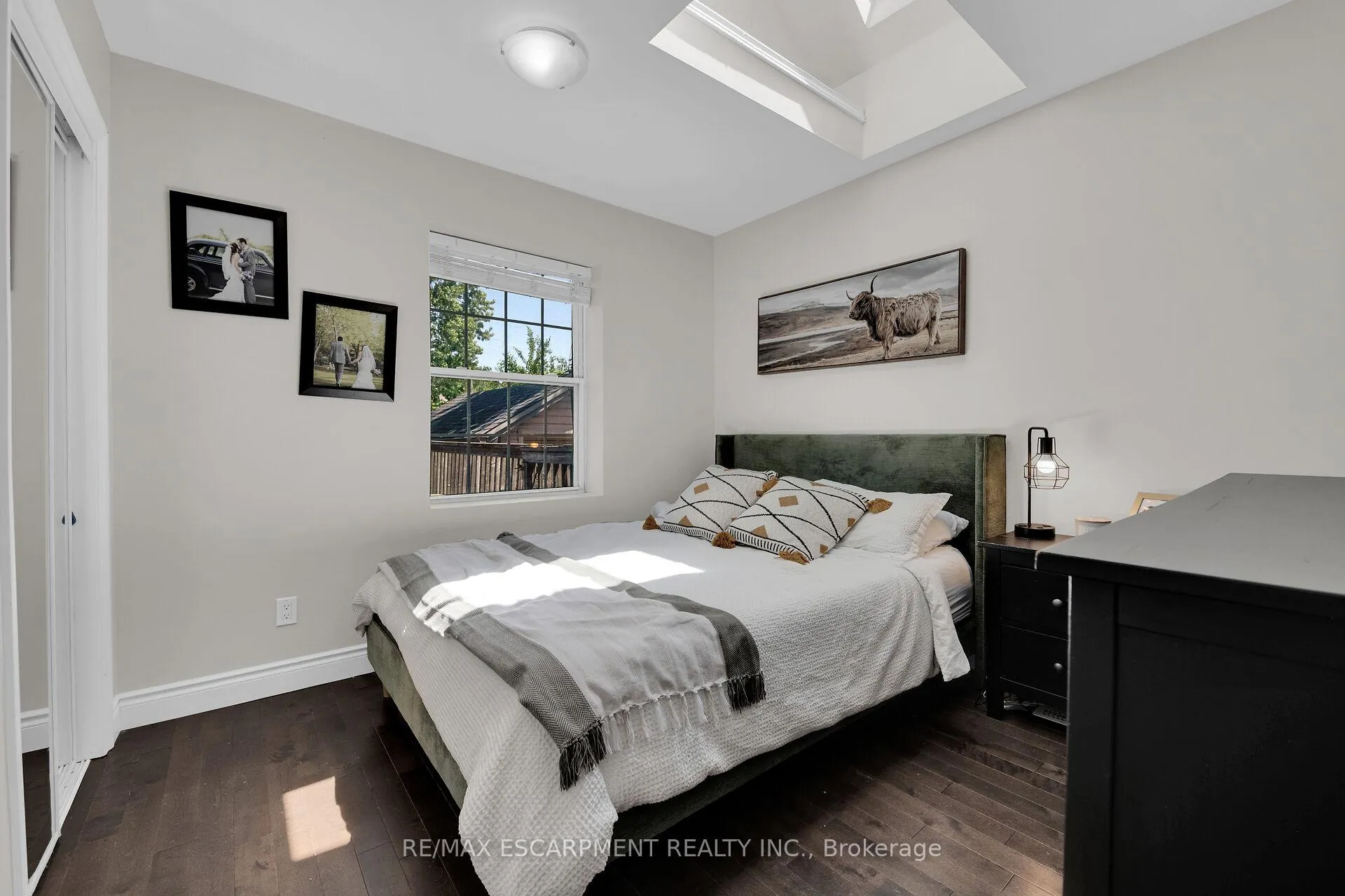 Photo 17 of 281 East 17th Street, Hamilton, Inch Park — HOMEH