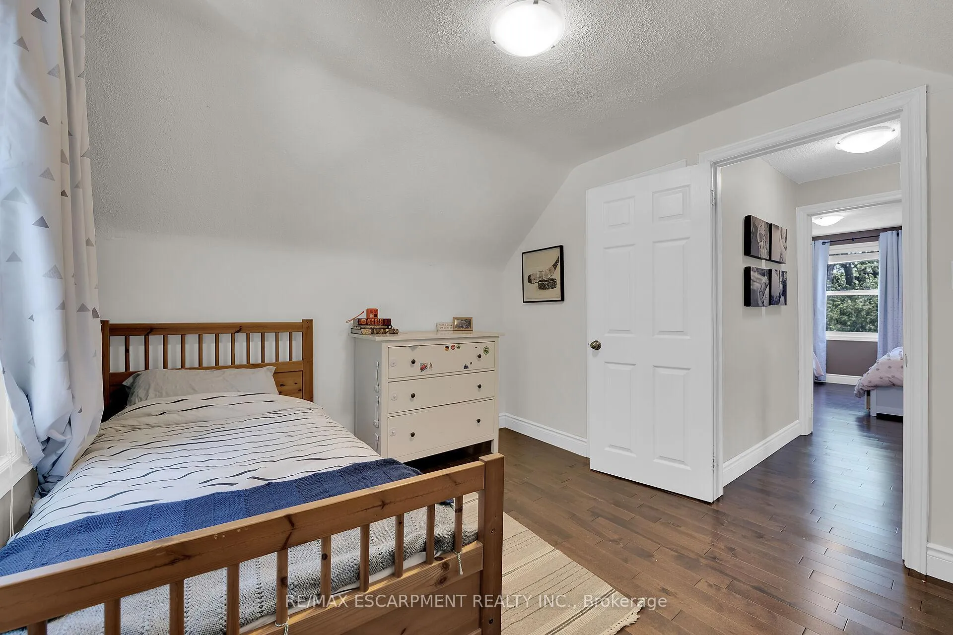Photo 23 of 281 East 17th Street, Hamilton, Inch Park — HOMEH