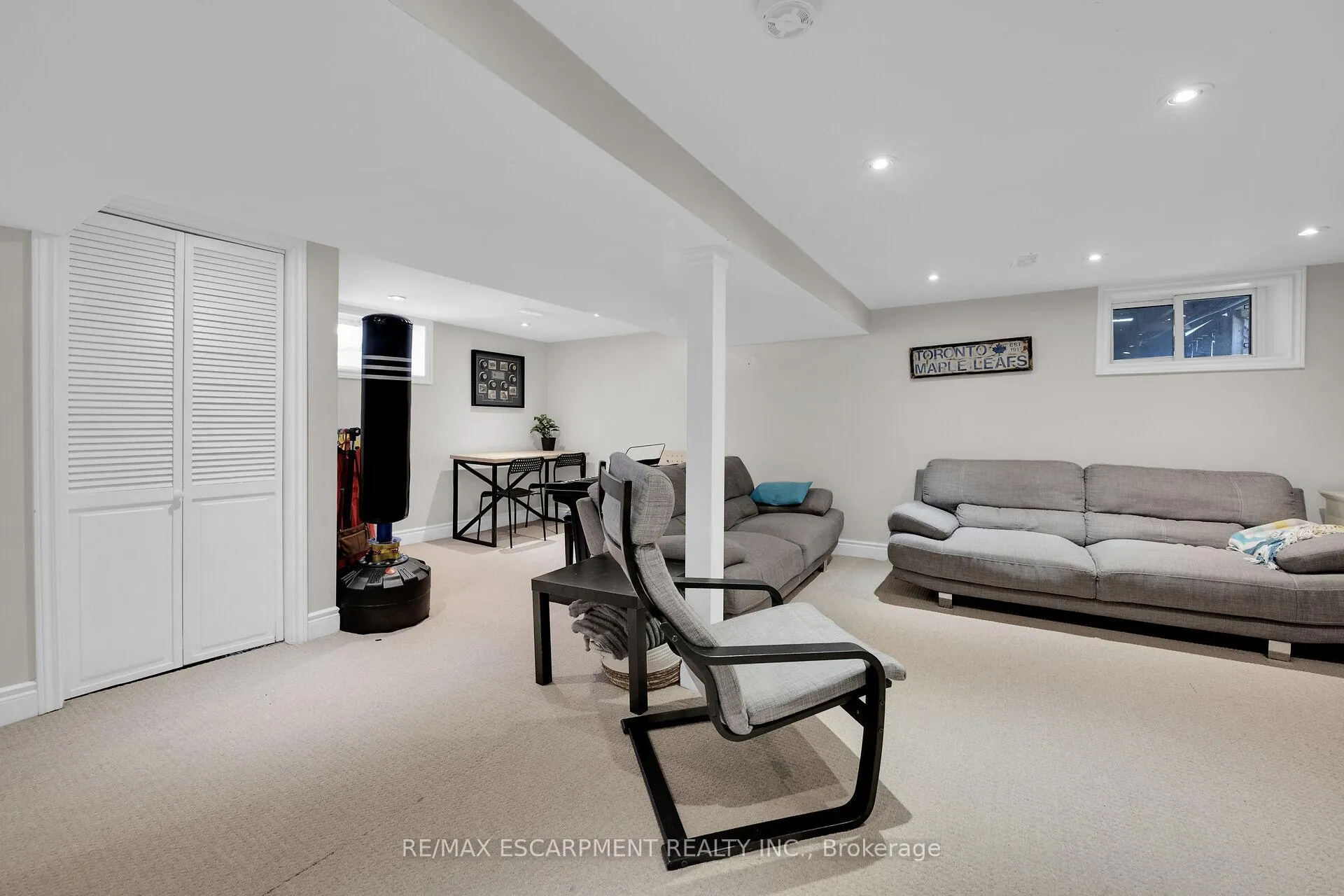 Photo 27 of 281 East 17th Street, Hamilton, Inch Park — HOMEH