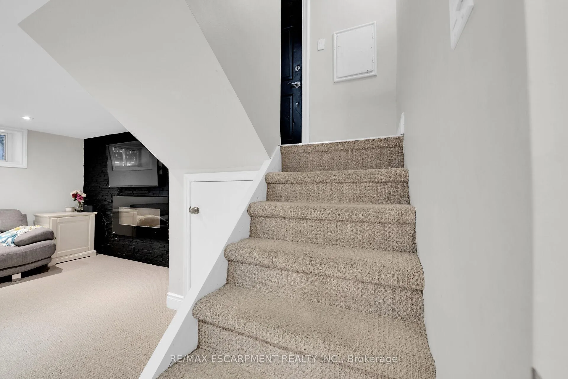 Photo 33 of 281 East 17th Street, Hamilton, Inch Park — HOMEH