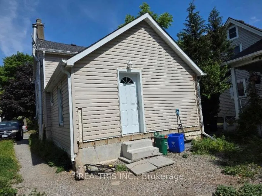 Photo 2 of 31 Ormond Street S, Thorold, Thorold Downtown — HOMEH