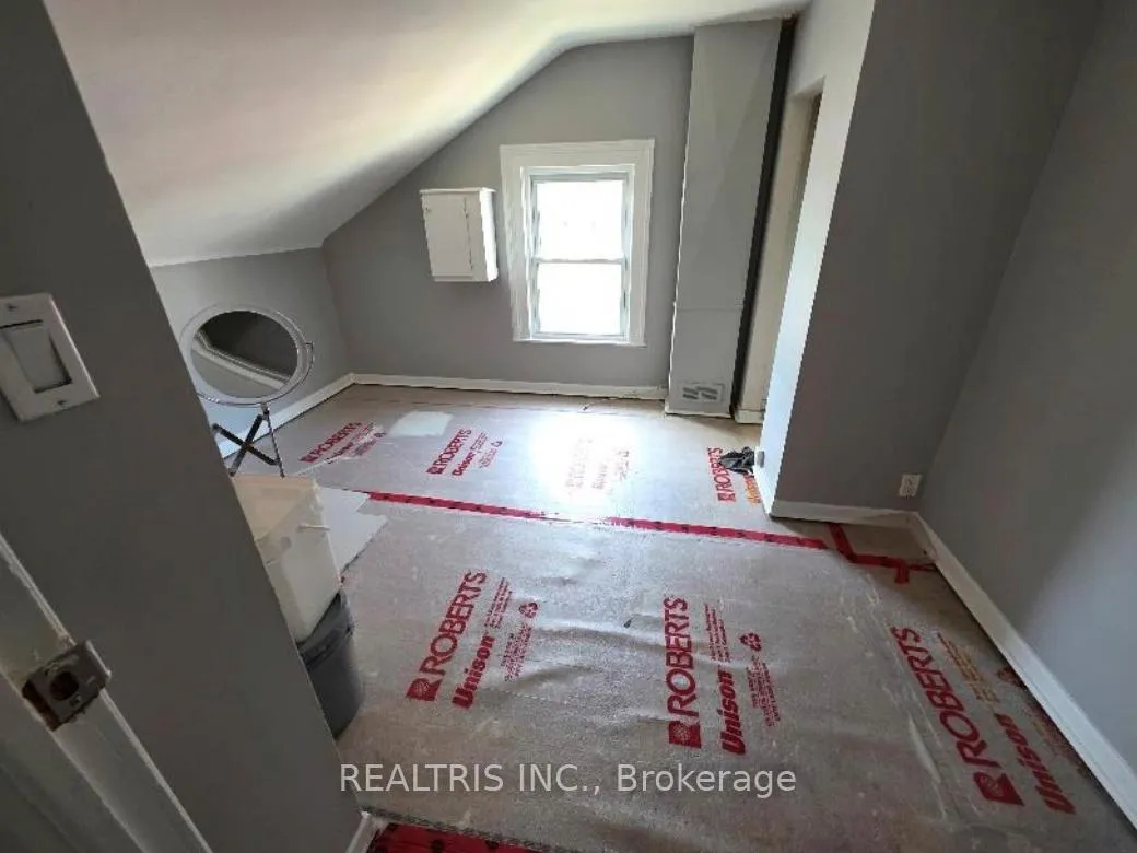 Photo 12 of 31 Ormond Street S, Thorold, Thorold Downtown — HOMEH