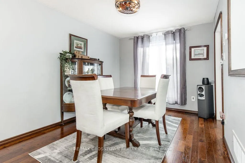 Photo 10 of 7 Hemlock Court, Barrie, Holly — HOMEH