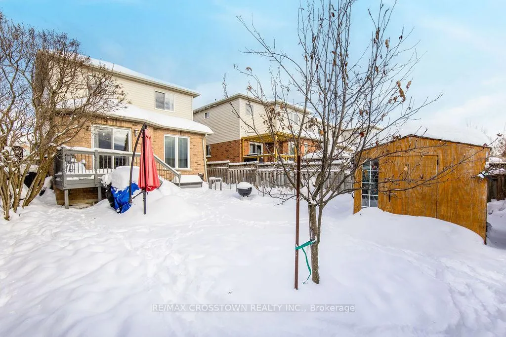 Photo 35 of 7 Hemlock Court, Barrie, Holly — HOMEH