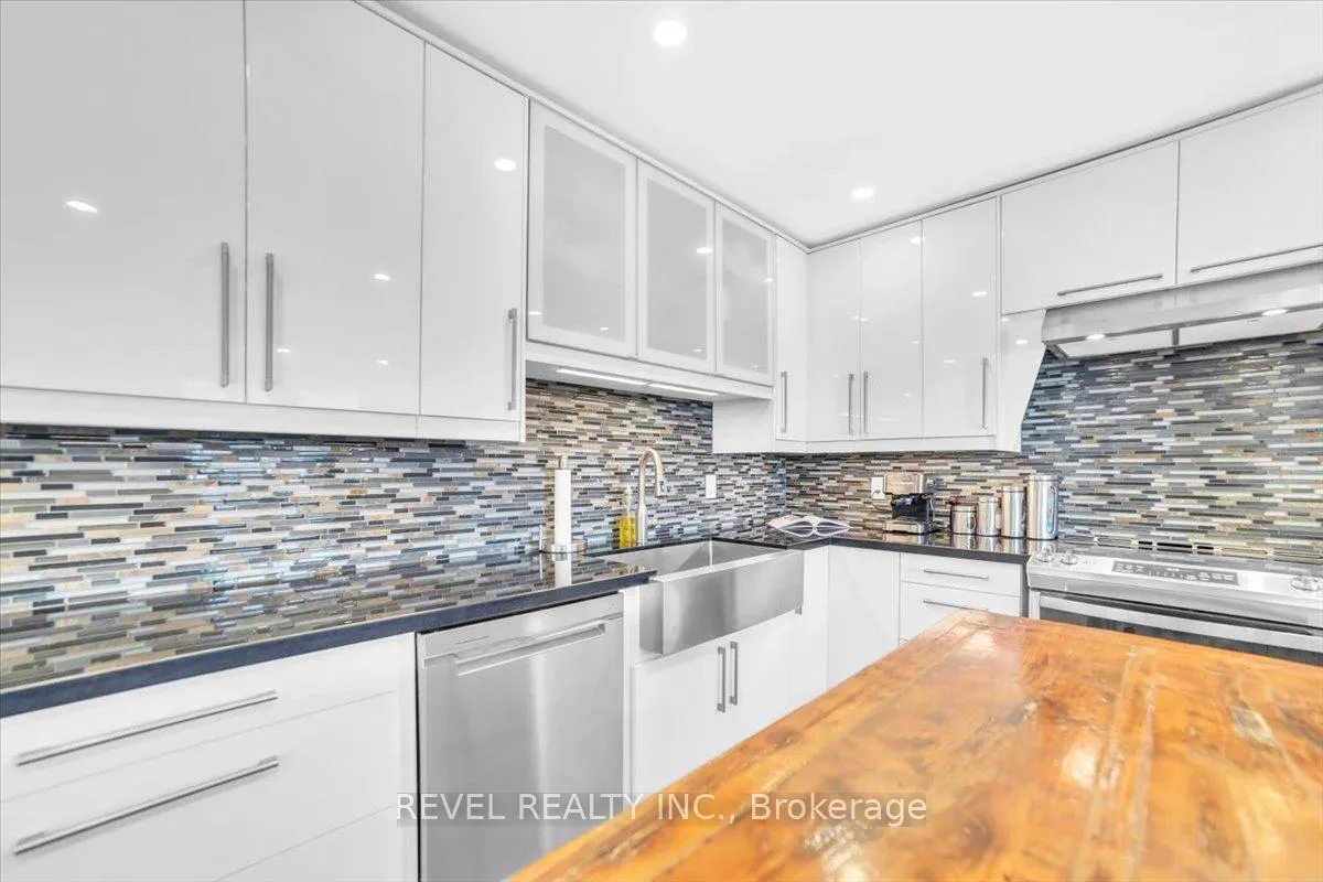 Photo 12 of 13 Ellen Street, Hamilton, Rural Flamborough — HOMEH
