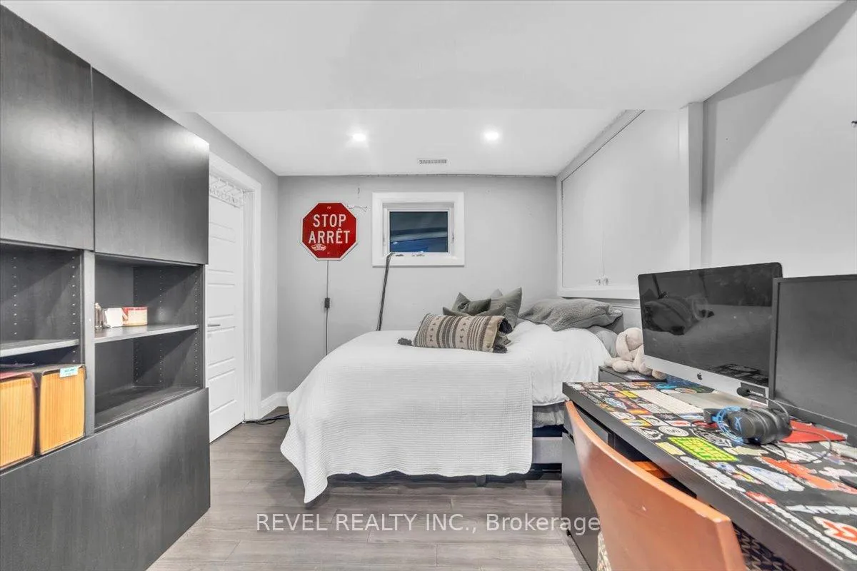 Photo 31 of 13 Ellen Street, Hamilton, Rural Flamborough — HOMEH