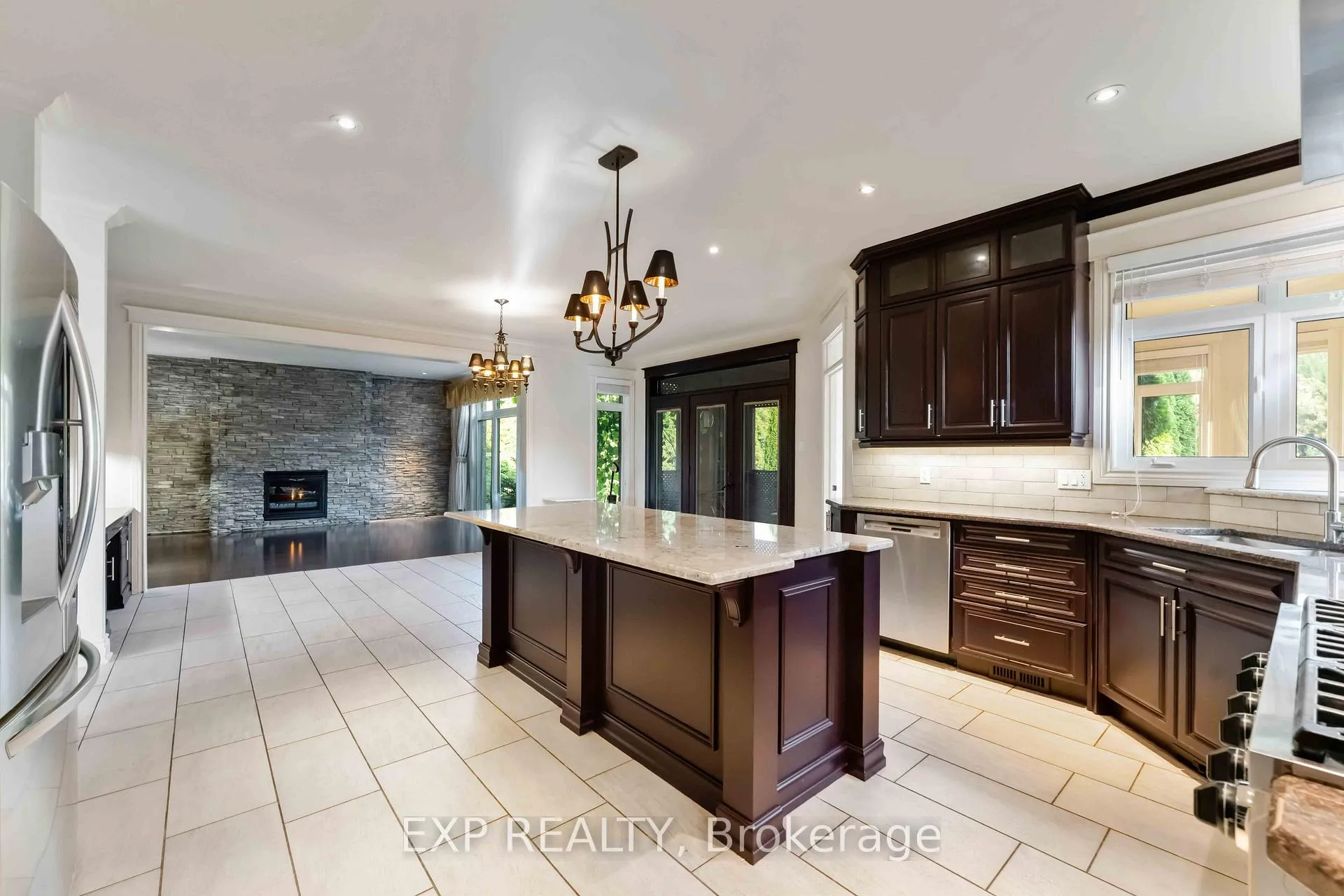 Photo 12 of 6984 Lakes Park Drive, Ottawa, Greely — HOMEH