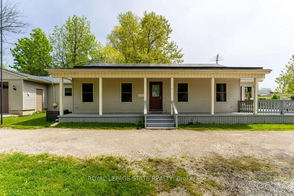 Photo 2 of 22 3rd Street, Haldimand — HOMEH