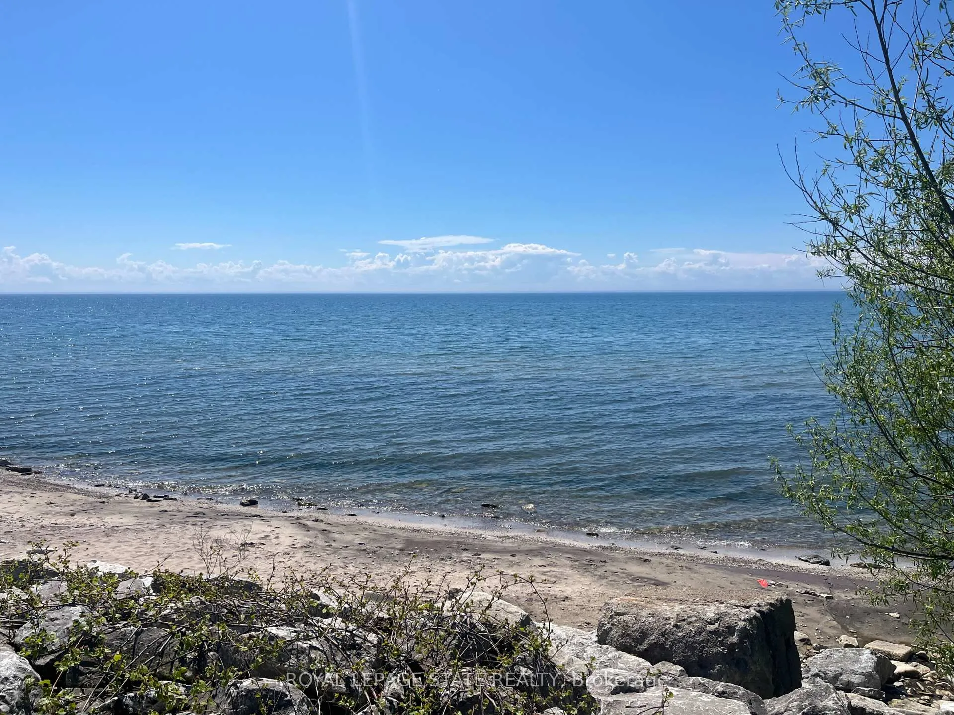 Photo 5 of 22 3rd Street, Haldimand — HOMEH