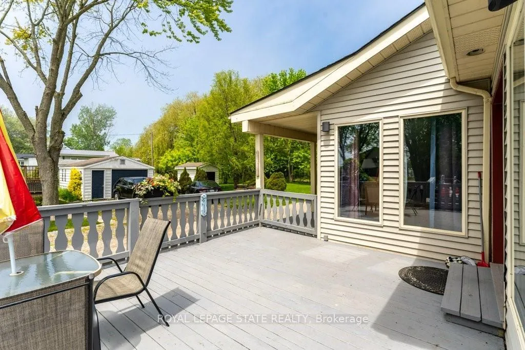 Photo 16 of 22 3rd Street, Haldimand — HOMEH
