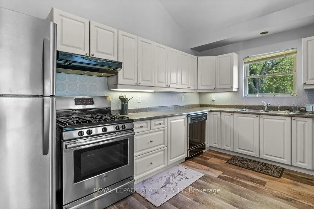 Photo 23 of 22 3rd Street, Haldimand — HOMEH