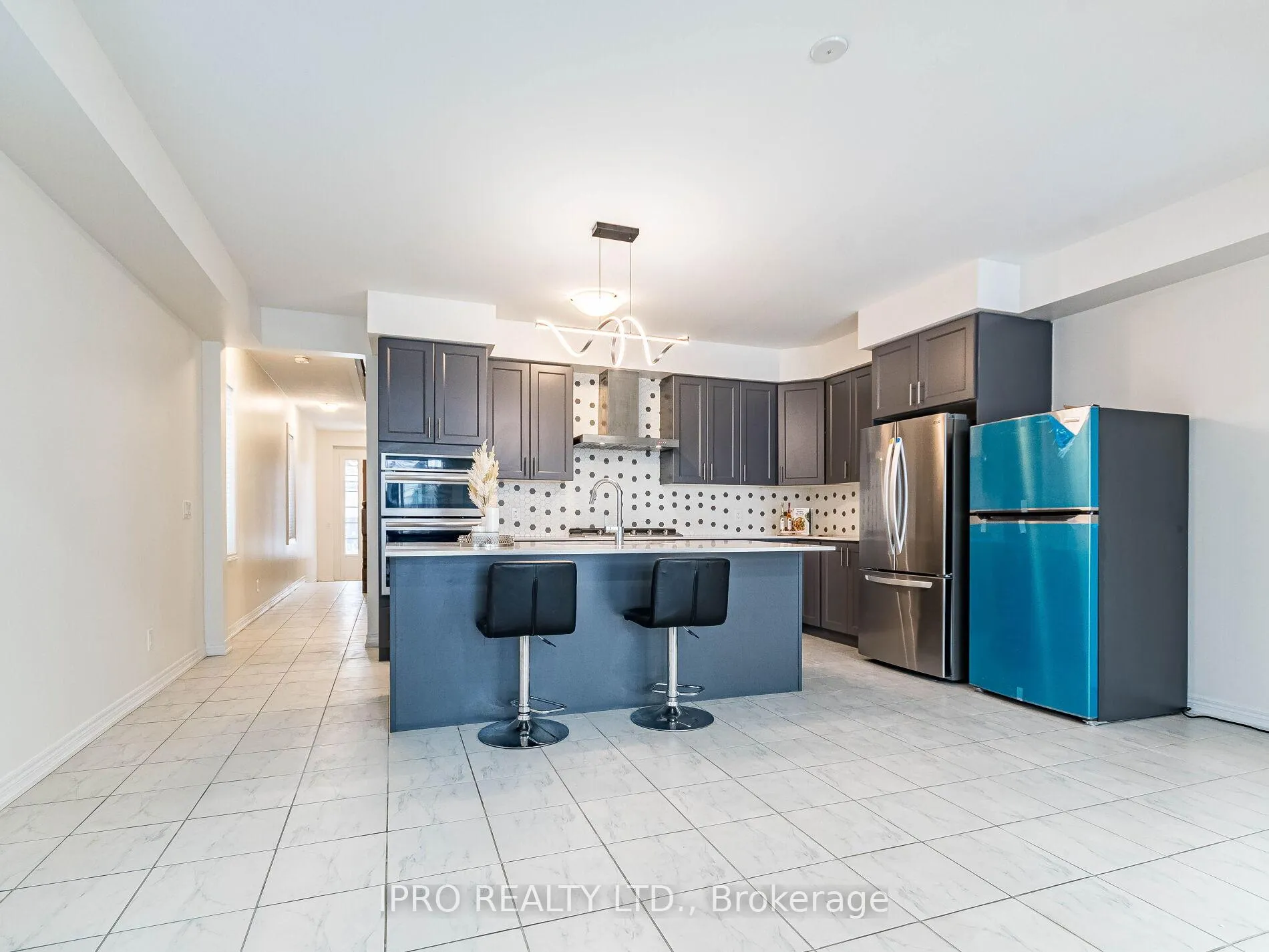 Photo 7 of 85 Broadacre Drive, Kitchener — HOMEH